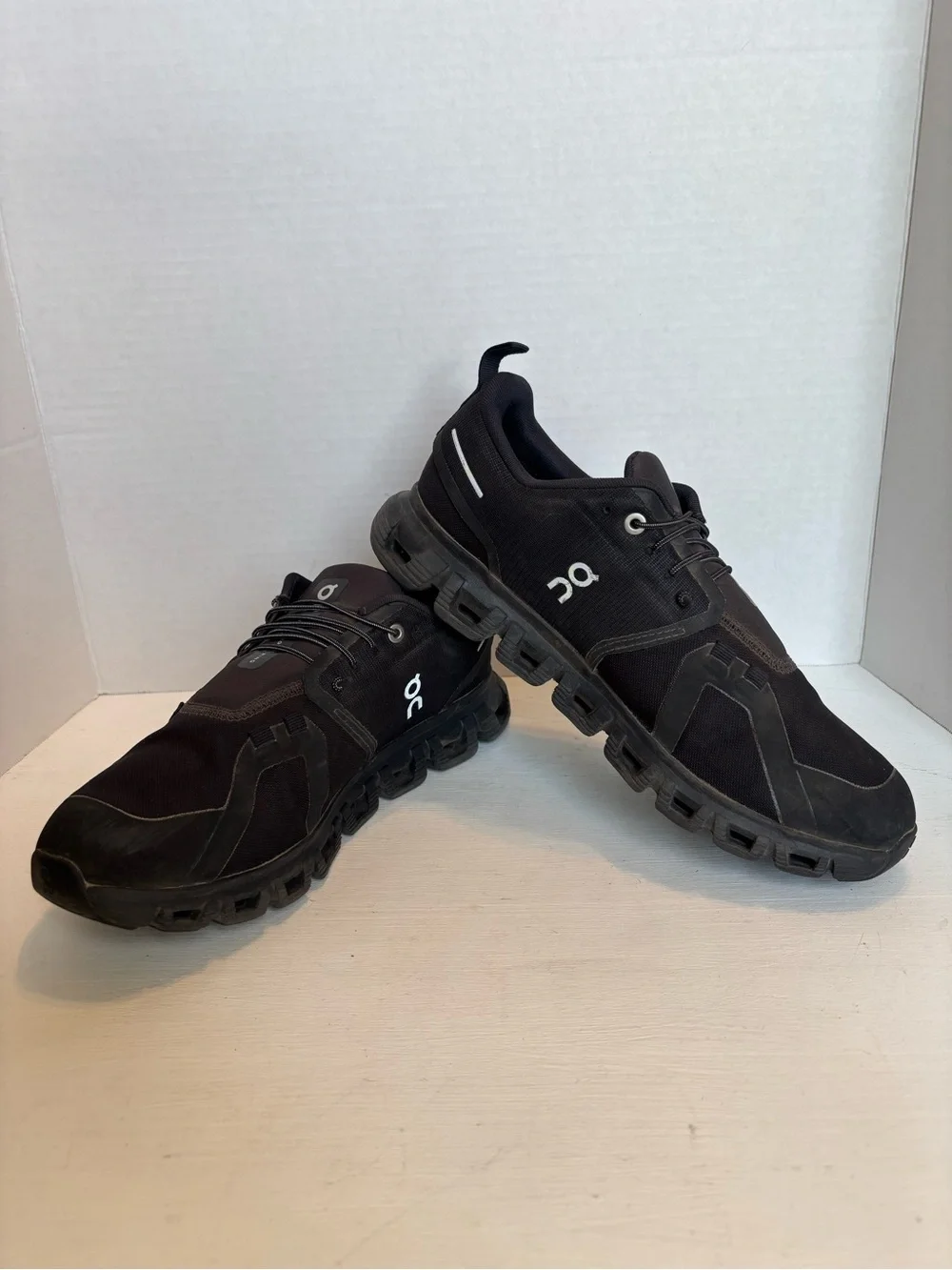 On Cloud Men's Cloud 6 Waterproof Shoes size US 7.5